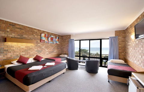 Kangaroo Island Seaside Inn - Mackay Tourism 1