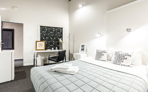 Airport Hotel Sydney - Mackay Tourism 3