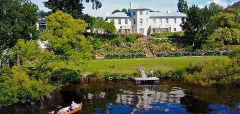 Woodbridge on the Derwent - Mackay Tourism 1