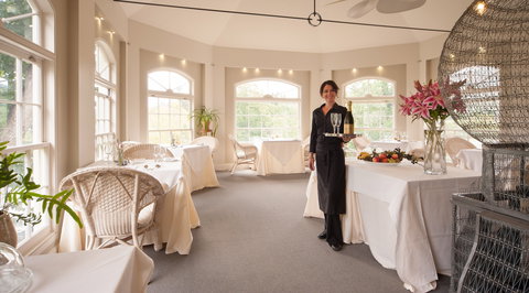 Woodbridge on the Derwent - Mackay Tourism 12