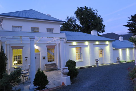 Woodbridge on the Derwent - Mackay Tourism 15