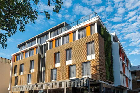Kennigo Hotel Brisbane - Mackay Tourism 2