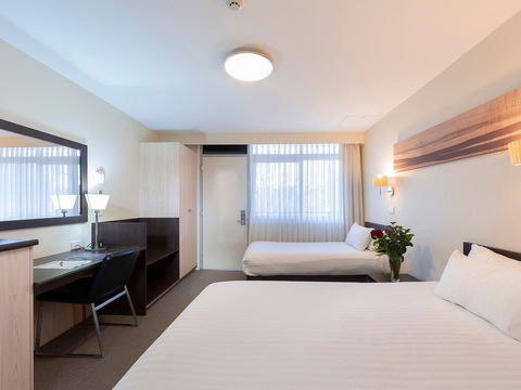Ibis Styles Canberra Tall Trees - Mackay Tourism 5