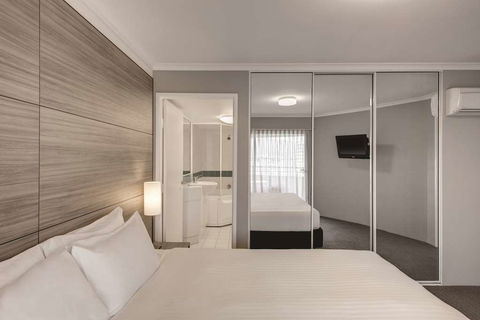 Adina Serviced Apartments James Court - Mackay Tourism 10