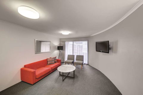 Adina Serviced Apartments James Court - Mackay Tourism 12