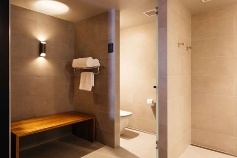 Macq 01 Hotel - Mackay Tourism 2