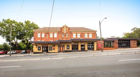 Nightcap At Pymble Hotel - Mackay Tourism 0