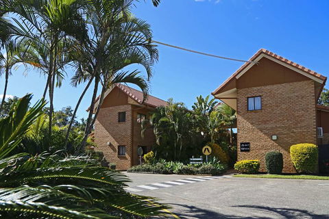 Quality Hotel Robertson Gardens - Mackay Tourism 0