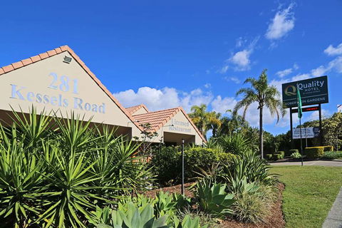 Quality Hotel Robertson Gardens - Mackay Tourism 1