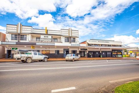Atherton Hotel - Mackay Tourism 0