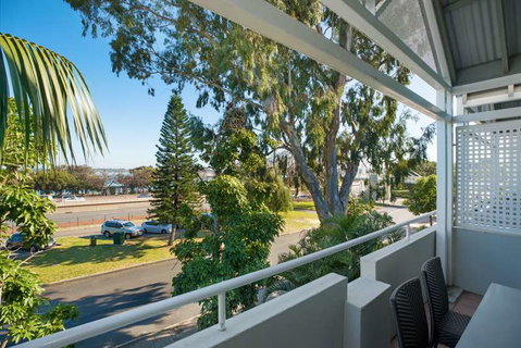 Broadwater Resort Apartments - Mackay Tourism 1