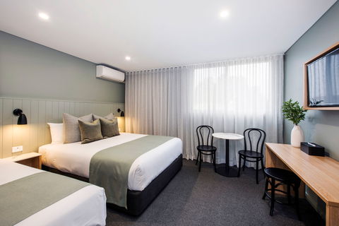 Aden Hotel Mudgee - Mackay Tourism 1