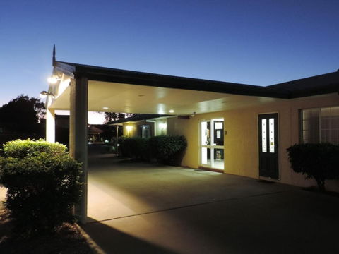 Outback Motel - Mackay Tourism 0