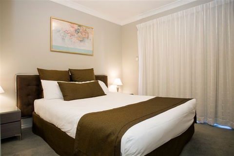 Pinnacle Apartments - Mackay Tourism 1