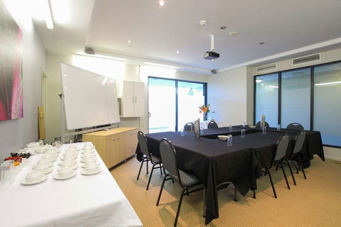 Caloundra Central Apartment Hotel - Mackay Tourism 11