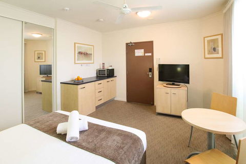 Caloundra Central Apartment Hotel - Mackay Tourism 14