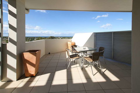 Caloundra Central Apartment Hotel - Mackay Tourism 16