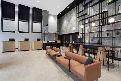 Travelodge Melbourne Docklands - Mackay Tourism 1