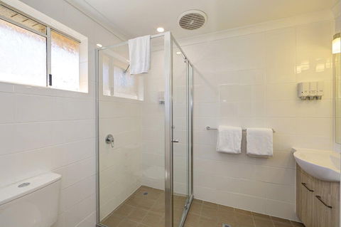 Smart Motels Bert Hinkler - Mackay Tourism 2