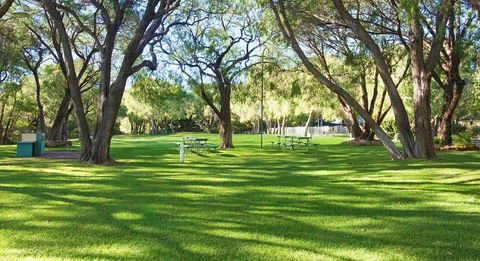 Bayview Geographe Resort - Mackay Tourism 0