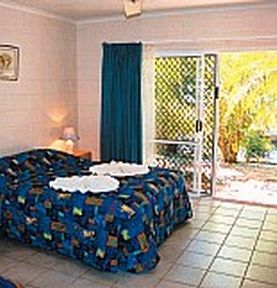 Colonial Palms Motor Inn - Mackay Tourism 0