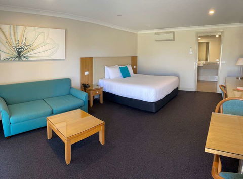 Bathurst Heritage Motor Inn - Mackay Tourism 0