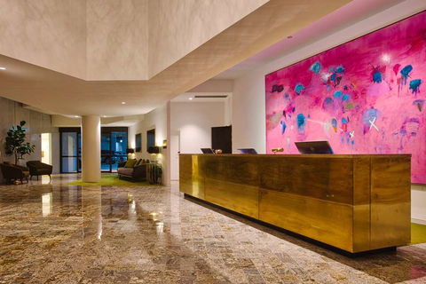 Eatons Hill Hotel - Mackay Tourism 1