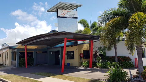 Ayr Traveller's Motel - Mackay Tourism 0