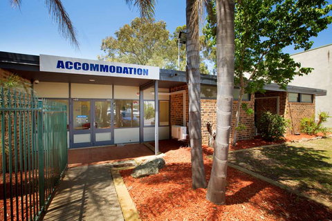 Nightcap at High Flyer Hotel - Mackay Tourism 1