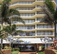 Breakfree Imperial Surf - Mackay Tourism