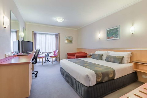 Waverley International Hotel - Mackay Tourism 0