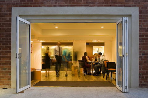 University House - ANU - Mackay Tourism 25