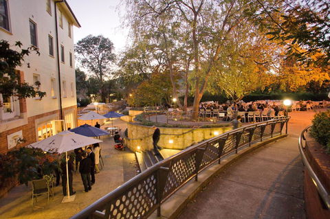 University House - ANU - Mackay Tourism 15