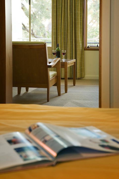 University House - ANU - Mackay Tourism 12