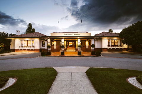Hyatt Hotel Canberra - A Park Hyatt Hotel - Mackay Tourism 11