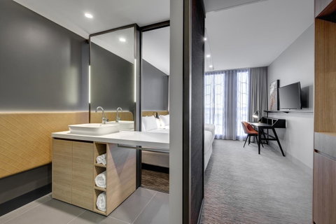 Vibe Hotel Canberra - Mackay Tourism 39