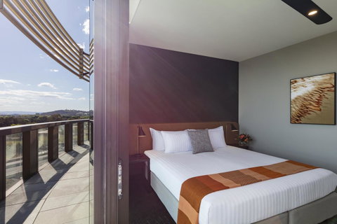 Vibe Hotel Canberra - Mackay Tourism 10