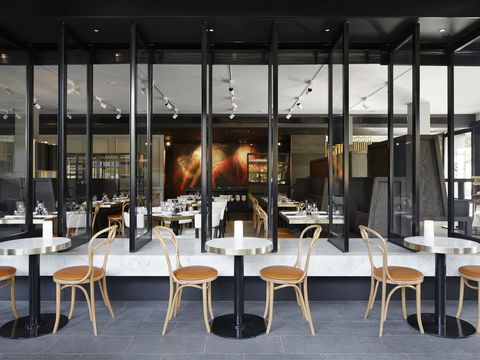 Little National Hotel Canberra - Mackay Tourism 18