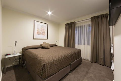Forrest Hotel & Apartments - Mackay Tourism 20