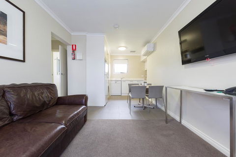 Forrest Hotel & Apartments - Mackay Tourism 2