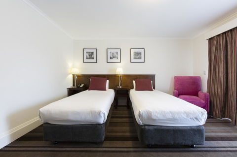 Mercure Canberra - Mackay Tourism 9