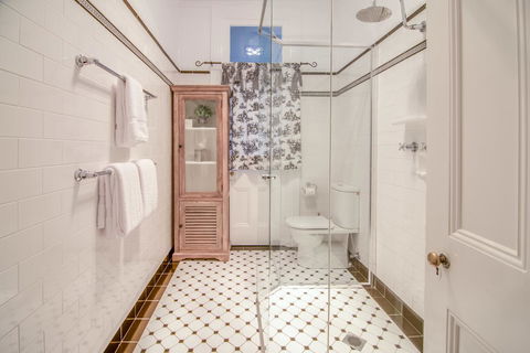 De Russie Boutique Hotel - Mackay Tourism 3