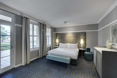 Hotel Kurrajong Canberra - Mackay Tourism 11