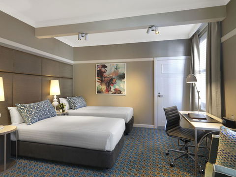 Hotel Kurrajong Canberra - Mackay Tourism 21