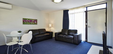 Manuka Park Serviced Apartments - Mackay Tourism 32