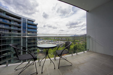 Manhattan 303 Canberra City ACT - Mackay Tourism 17