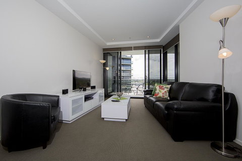 Manhattan 303 Canberra City ACT - Mackay Tourism 19