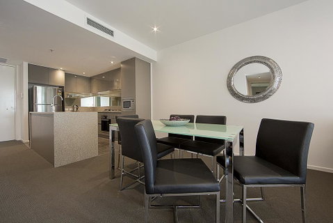 Manhattan 303 Canberra City ACT - Mackay Tourism 30