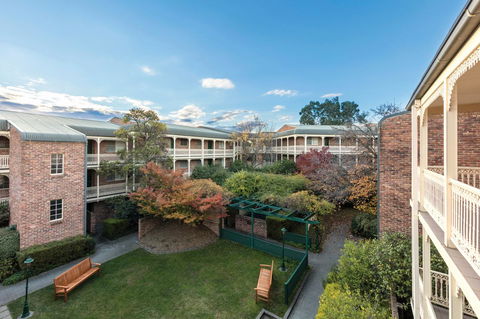 Adina Serviced Apartments Canberra Kingston - Mackay Tourism 5