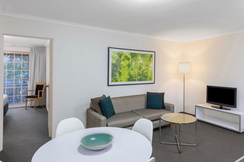 Adina Serviced Apartments Canberra Kingston - Mackay Tourism 2
